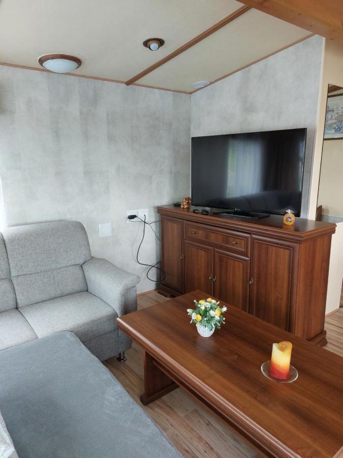 Mobilni Dum Rimini A Monaco V Kempu Ve Vyrovicich Vyrovice Extérieur photo